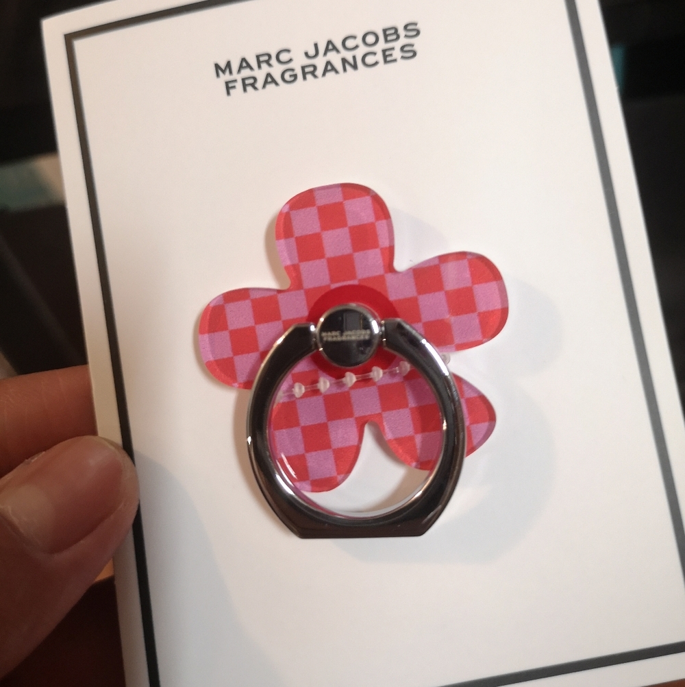 Marc Jacobs Pink Checkerboard Flower Phone Ring - Picture 2 of 2